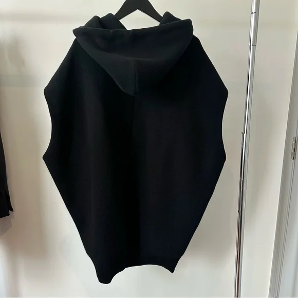 CelineBlack Sleeveless Hoodie Sweater